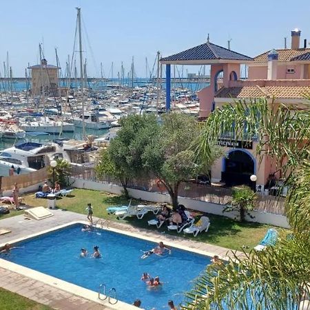 Appartement Climatise Deux Chambres Front De Mer Et Piscine Torrevieja Exteriér fotografie